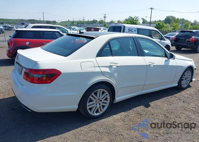 WDDHF8HB1AA147533: 42846400