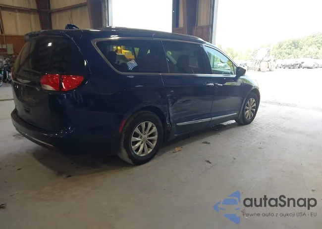 2C4RC1BG1KR555319: 42846948