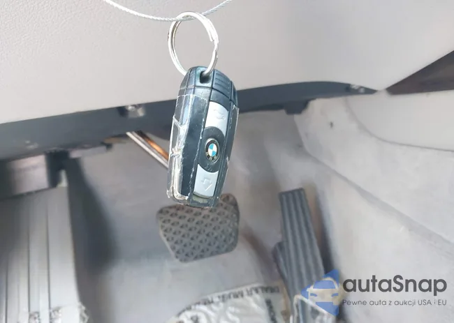 5UXFE43509L268082: 42847078