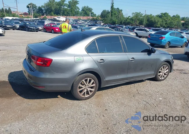 3VWD17AJ0FM230803: 42847365