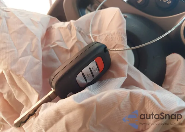 WMEFJ5DA1GK068184: 42846671