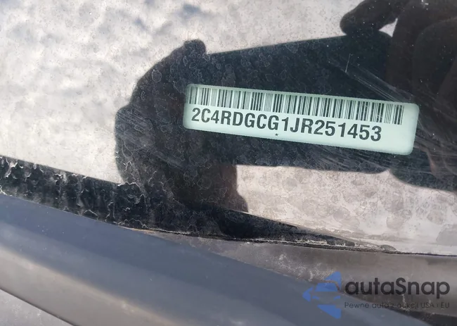2C4RDGCG1JR251453: 42846739