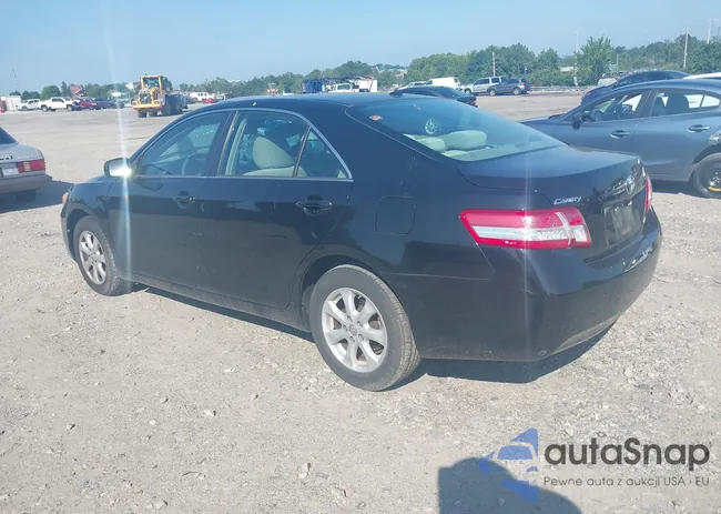 4T4BF3EK9BR197833: 42846784