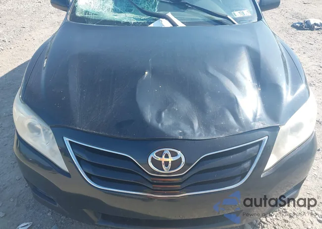 4T4BF3EK9BR197833: 42846784