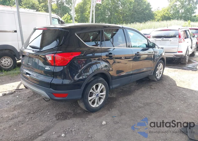 1FMCU9GD3KUB43174: 42848108