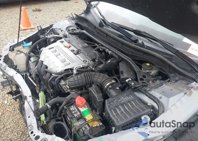 JH4CU2F63CC016090: 42848128