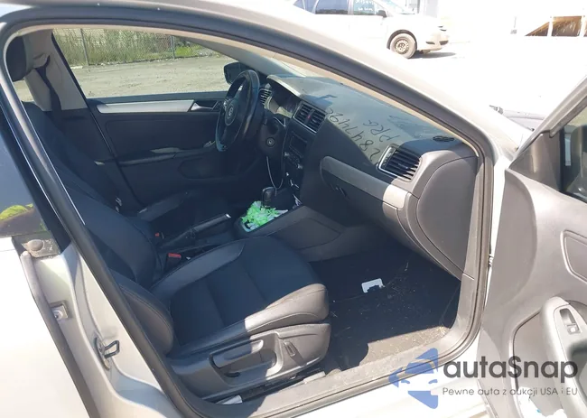 3VWDP7AJ4DM377265: 42847490