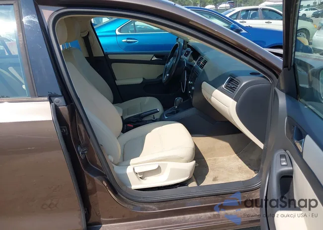 3VWDP7AJXCM394165: 42847570