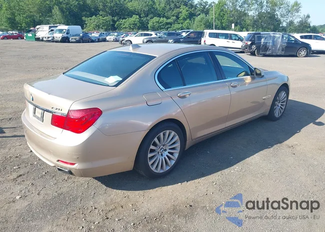 WBAKA8C53CDS99778: 42847664