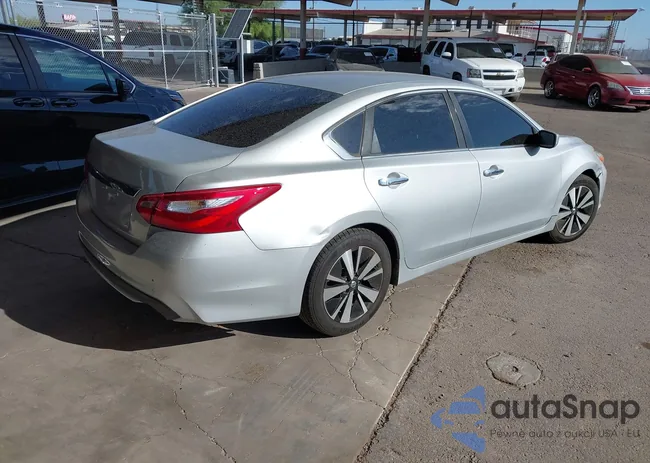 1N4AL3AP2GC169413: 42847731