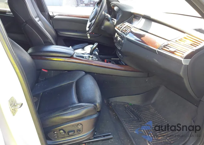 5UXZV8C55BLL67961: 42847768