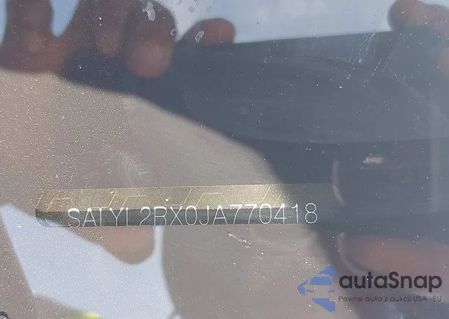 SALYL2RX0JA770418: 42849088