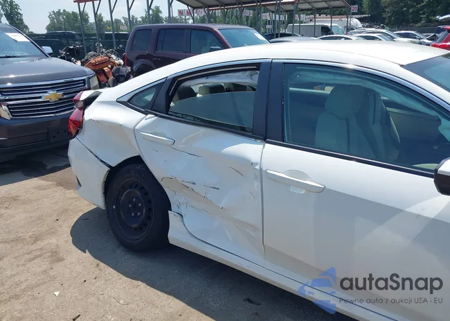 2HGFC2F51JH581622: 42849329