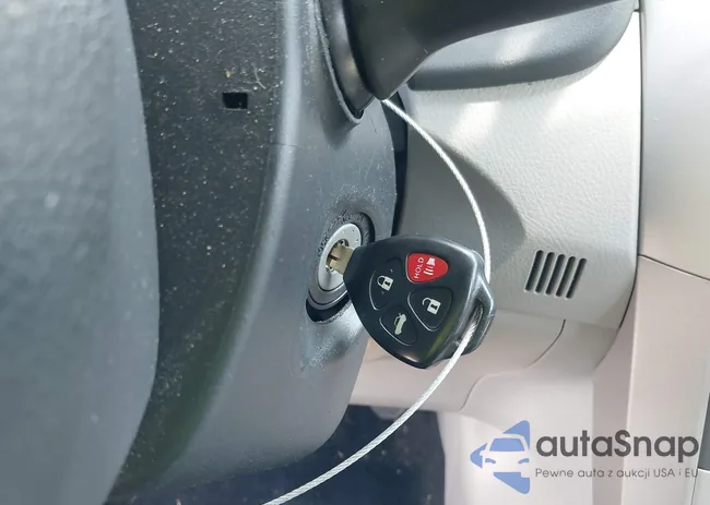 2T1BU4EE2DC928512: 42848457