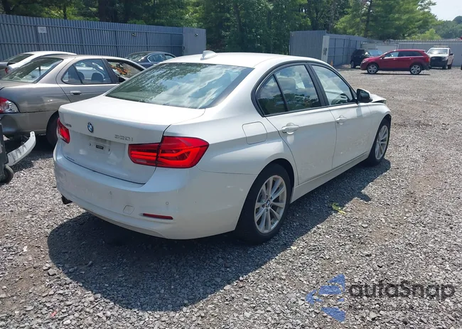 WBA8A3C52JA357729: 42848637