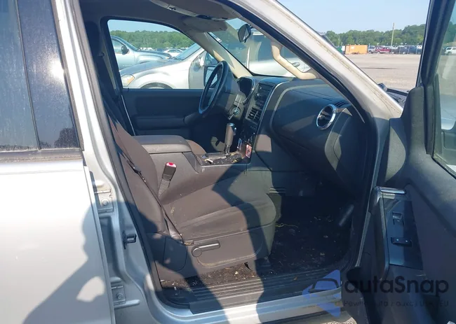 1FMEU7DE0AUA13331: 42850107