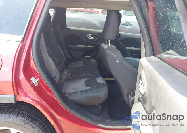 1C4PJLCB2EW200229: 42849560