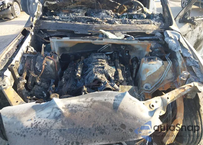 1C4SDJCT8SC524538: 42850853