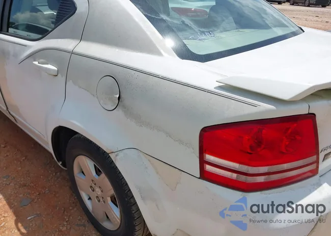 1B3LC46J98N252356: 42850865