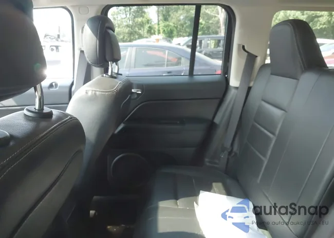 1C4NJRFB3HD107550: 42850994