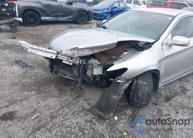 1HGCT2B82FA001495: 42851075