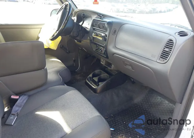 1FTYR14UX1TA28951: 42851129