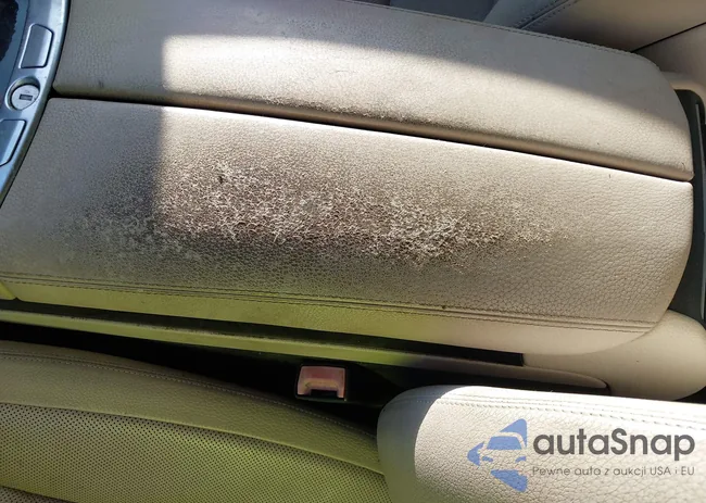 WBAKB4C57BC574935: 42851255