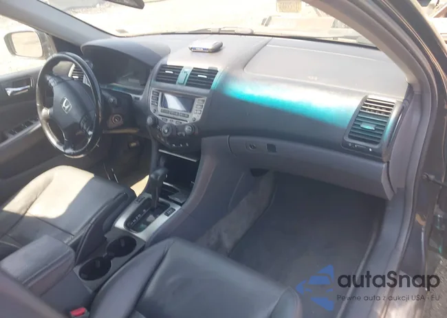 1HGCM56837A074983: 42851349