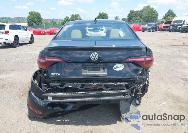 3VWC57BU9KM121503: 42851353