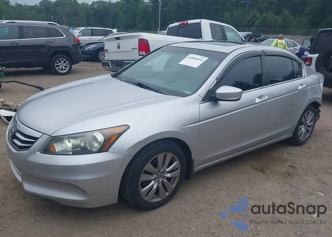 1HGCP2E7XBA151016: 42850494