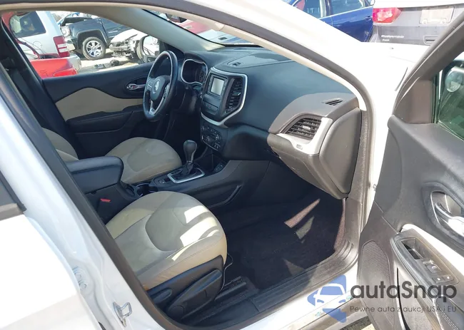 1C4PJLAB5GW233232: 42850660