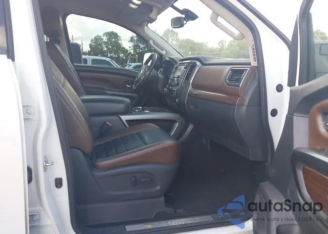 1N6BA1F2XGN506904: 42850694