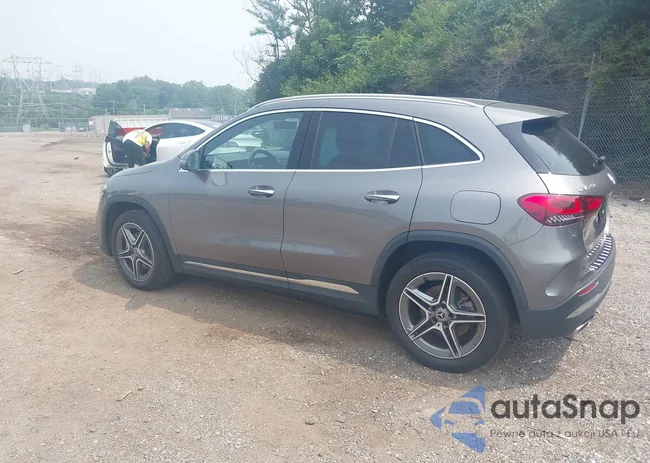 W1N4N4HB7NJ351479: 42850777