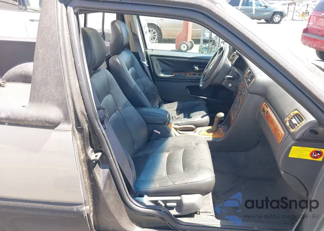 YV1LW5341W2377015: 42851848