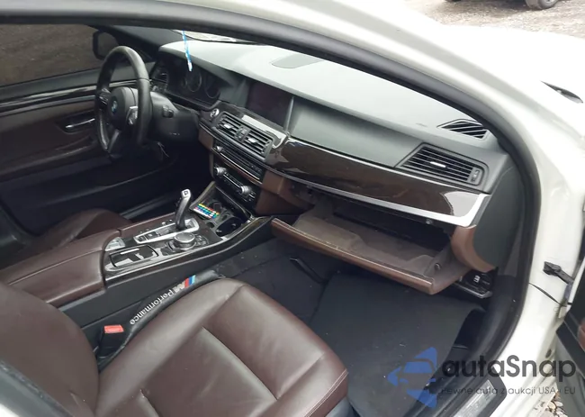 WBA5A7C58FD627322: 42851871