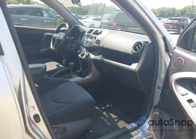 JTMBD32V066016325: 42852007