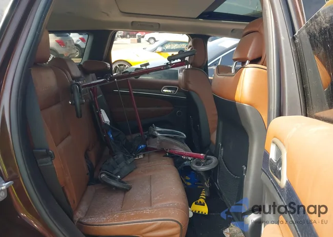 1C4RJFJG5FC173636: 42852043