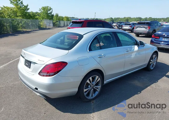 W1KWF8EB7MR650677: 42852209