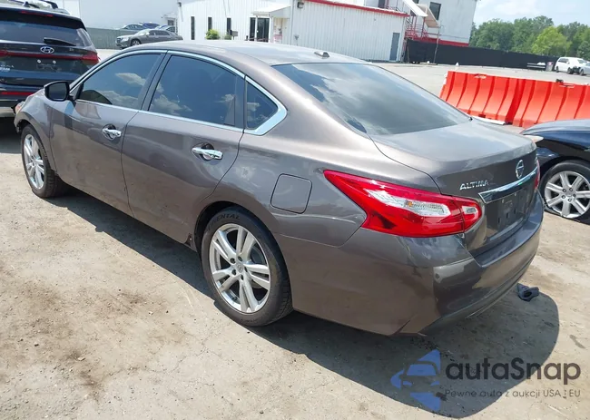 1N4BL3APXGC109951: 42851642