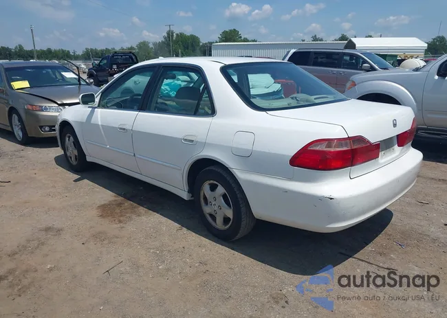 1HGCG6673YA137621: 42851745