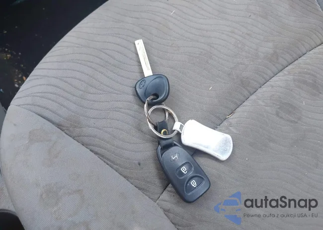 KMHCU4AE7CU175289: 42851784