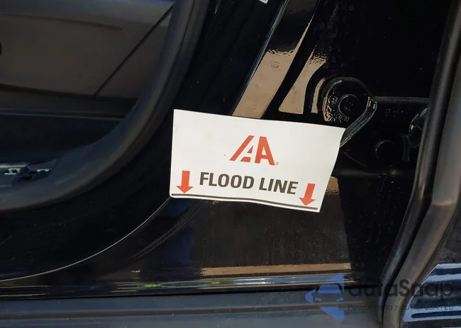 4JGFB4JB5LA245561: 42853037