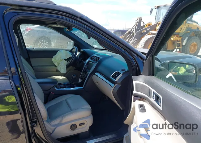 1FM5K7F83EGC25013: 42853181