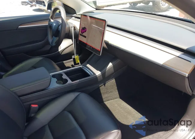 5YJ3E1EA5MF969029: 42852499