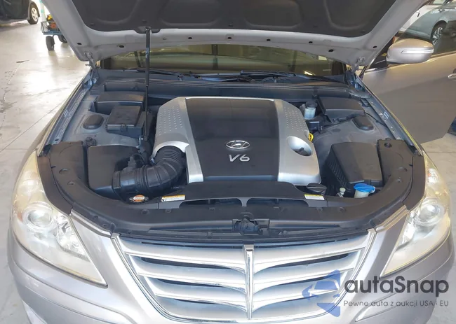 KMHGC46EX9U046565: 42852587