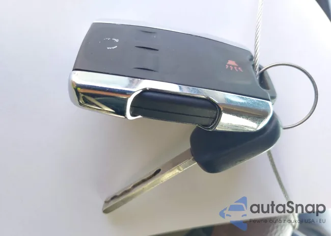 1GCVKREC8GZ101963: 42852640