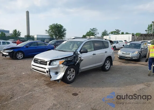 JTMBD33V275104685: 42852652