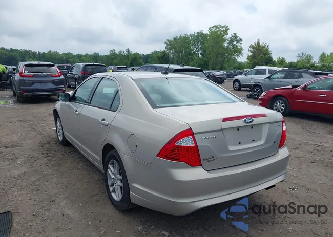 3FAHP0GA1AR373293: 42852729