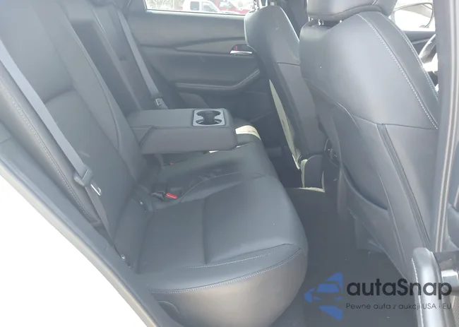 3MVDMBCMXPM545550: 42854093