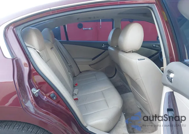 1N4BL2AP2CC152765: 42854364